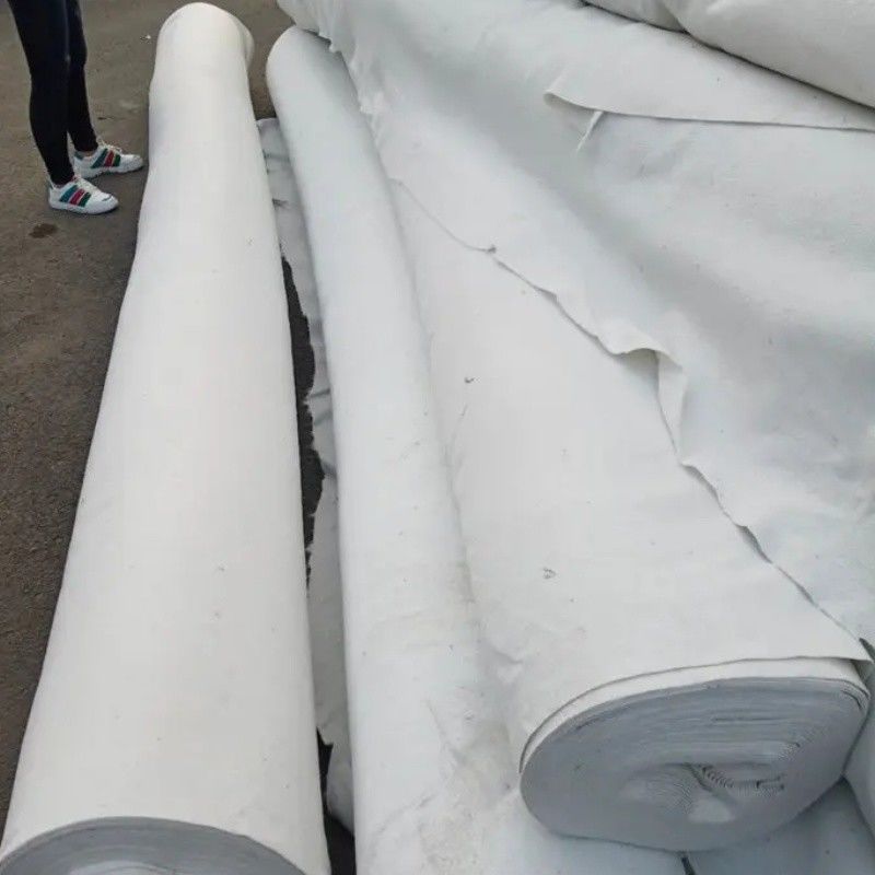 النسيج الجغرافي النسيج الجغرافي النسيج الجغرافي المقاومة للأشعة فوق البنفسجية البوليستر القصير / الإبرة المثبطة غير المنسوجة النسيج الجغرافي