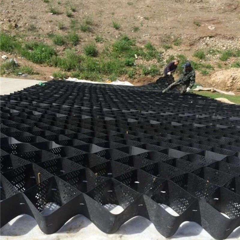 حجر العسل العالي الأسود HDPE Geocell Reinforcement Driveway للطريق الحصى المثبت الشبكة الحائط الحافز