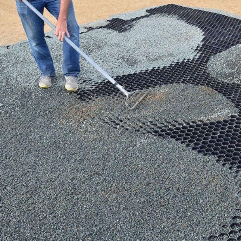 أجهزة حفر العشب الشبكة الصلبة للخضروات الحديدية البلاستيكية HDPE