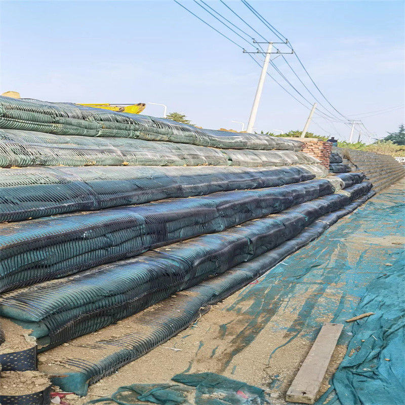 PP PE البلاستيكية ذات الاتجاه الواحد أحادي المحور البوليستر Geogrid Gravel Grid استقرار الأرض لتعزيز التربة