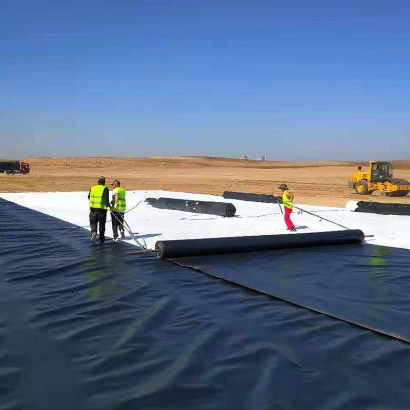 0.75 ملم 1 ملم مضاد للتسرب ضد التسرب سلاسة HDPE Geomembrane بركة غطاء للتخلص من النفايات