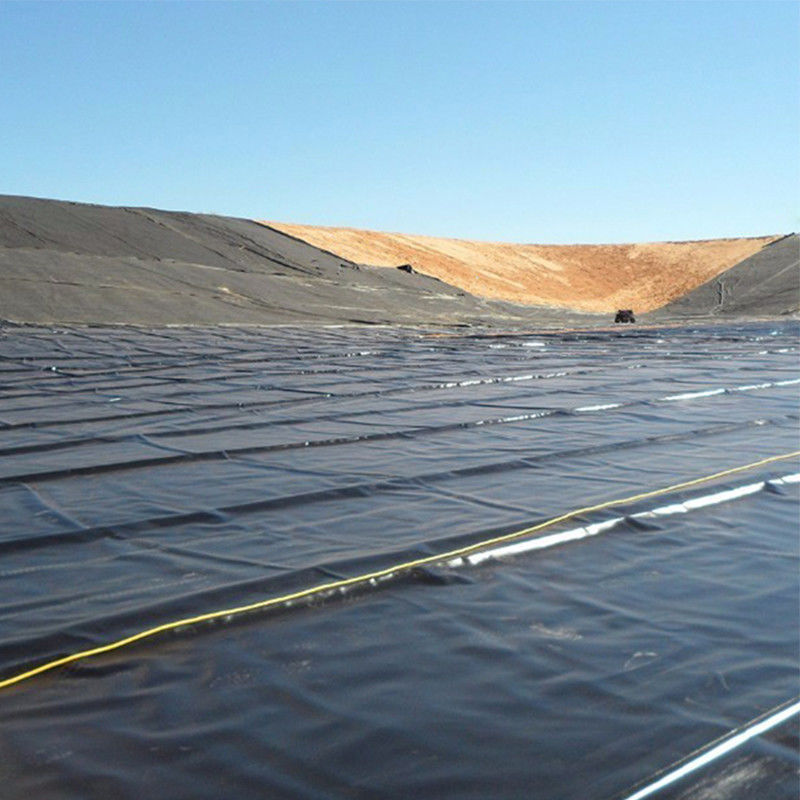 0.75 ملم 1 ملم مضاد للتسرب ضد التسرب سلاسة HDPE Geomembrane بركة غطاء للتخلص من النفايات