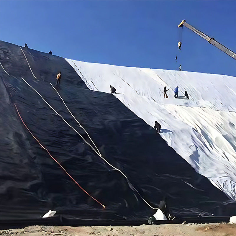 HDPE Geomembrane بركة غطاء 1.0mm سمك مع 100٪ المواد العذراء لقناة المياه