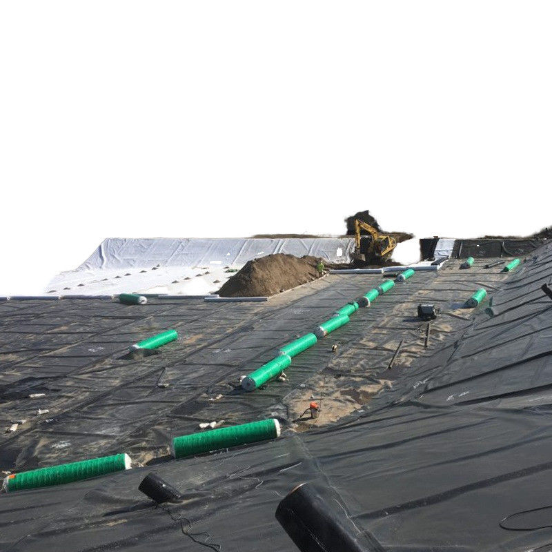البولي إيثيلين عالي الكثافة (HDPE) الغشاء الجغرافي الأسود المقاوم للأشعة فوق البنفسجية الغطاء البولي إيثيلين بحيرة الغطاء لاحتواء مكب النفايات 1.5mm سمك غشاء الجغرافي 500N قوة الشد