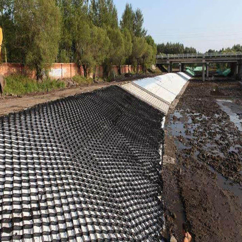 HDPE Geocell البلاستيكي الشبكة المرصوفة الأسود HDPE Geocell لتعزيز القبو الناعم مستقر الحصى منخفض التكلفة Geocell في بناء الطرق