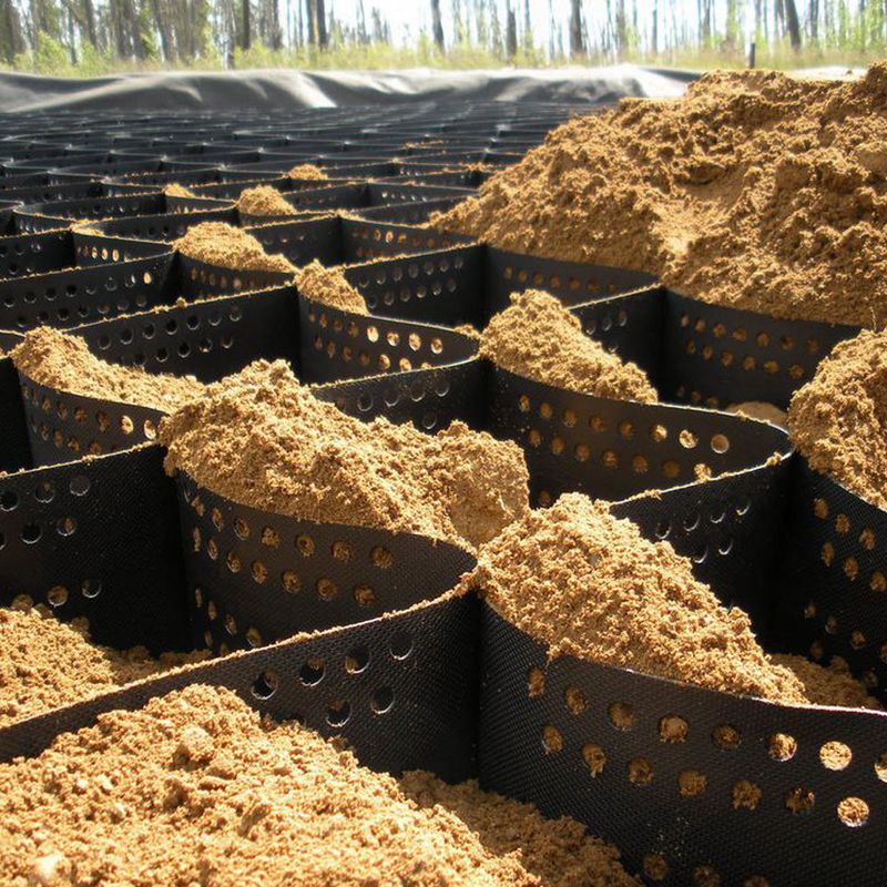 نظام شبكة حصى جيوسيل HDPE شديد التحمل للممرات، تثبيت الأرض، حماية المنحدرات وتقوية الجدران الاستنادية