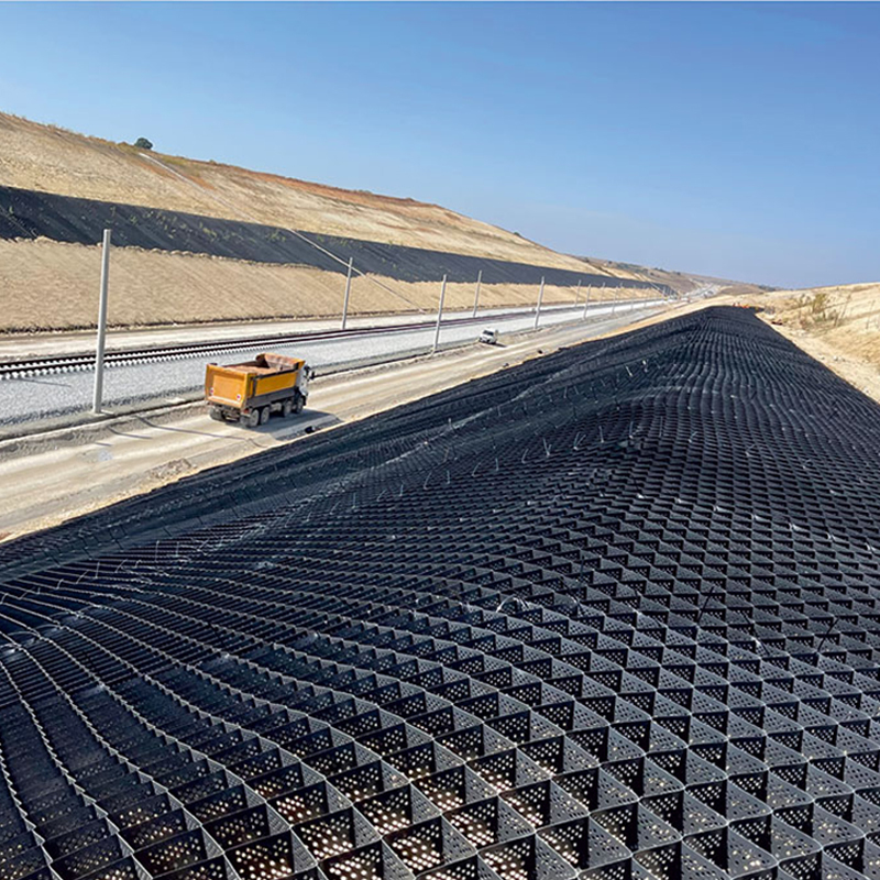 البلاستيك ASTM القياسية الشبكة الطرق الحصى عسل الحشيش HDPE Geocell للحفاظ على الحائط تعزيز المنحدر حماية الممر Geocell السيطرة على التآكل